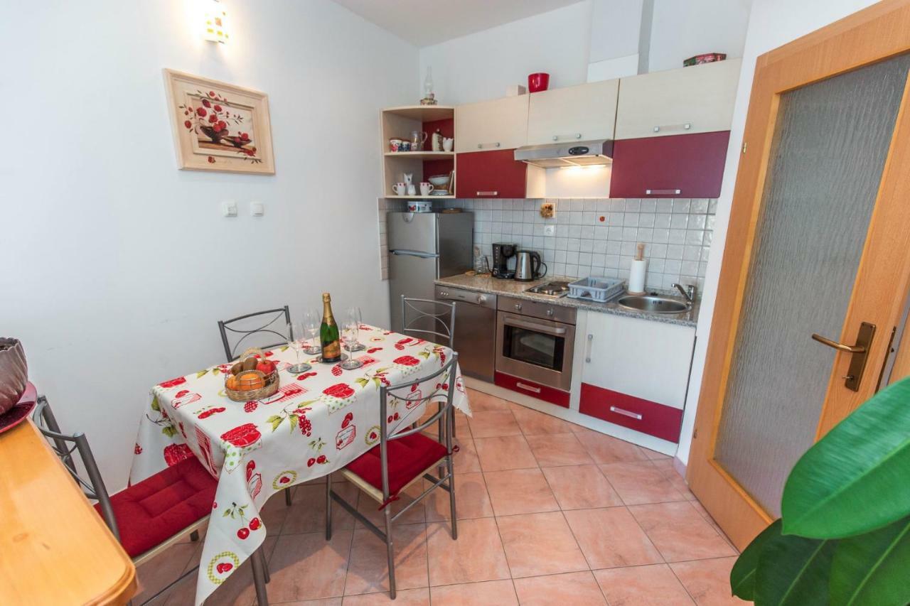 Apartment Jasna With Breathtaking Sea View, Terrace And Free Parking Hreljin Dış mekan fotoğraf